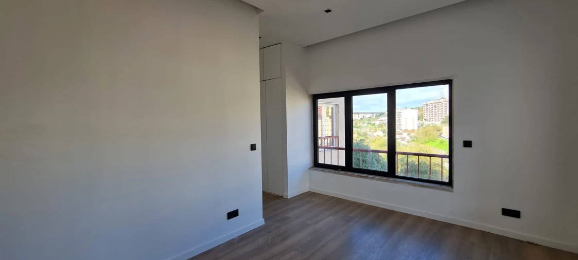 Apartamento T2 para Venda em Massamá e Monte Abraão Foto 24