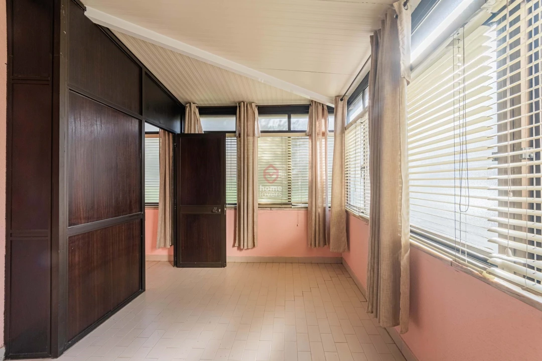 Apartamento T3 para Venda em Carnide Foto 16