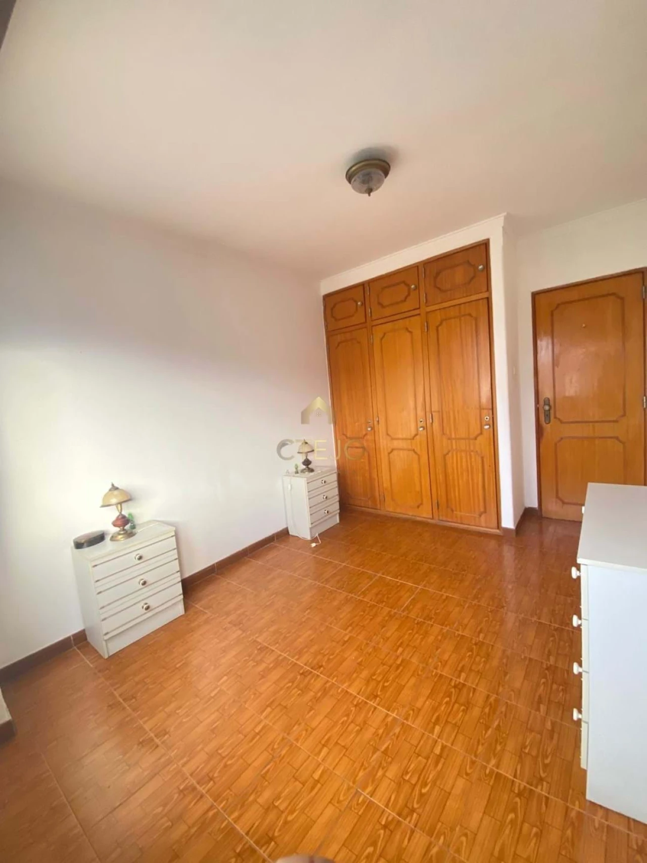 Apartamento T2 para Venda em Santa Iria de Azoia, São João da Talha e Bobadela Foto 11