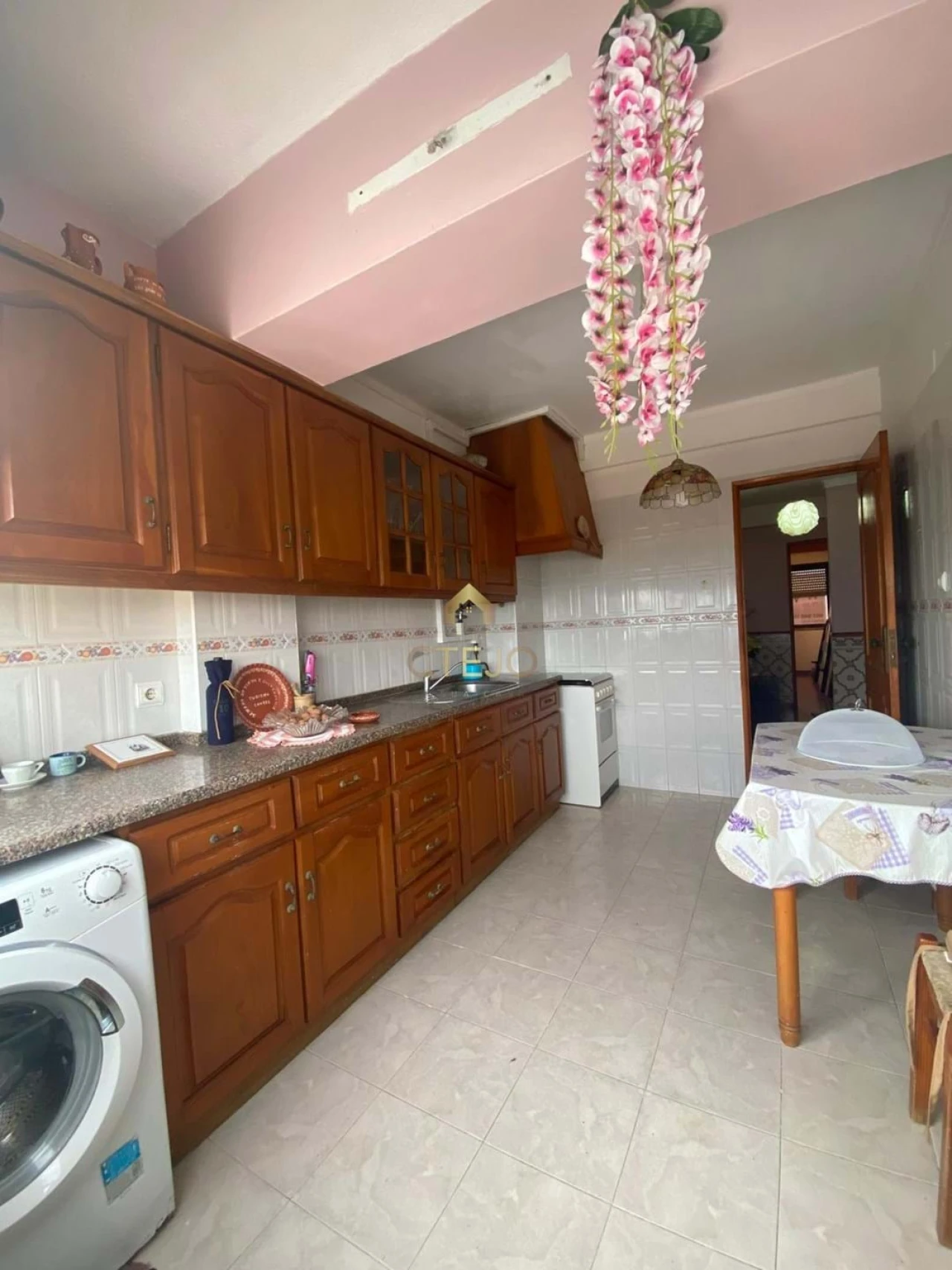 Apartamento T2 para Venda em Santa Iria de Azoia, São João da Talha e Bobadela Foto 5