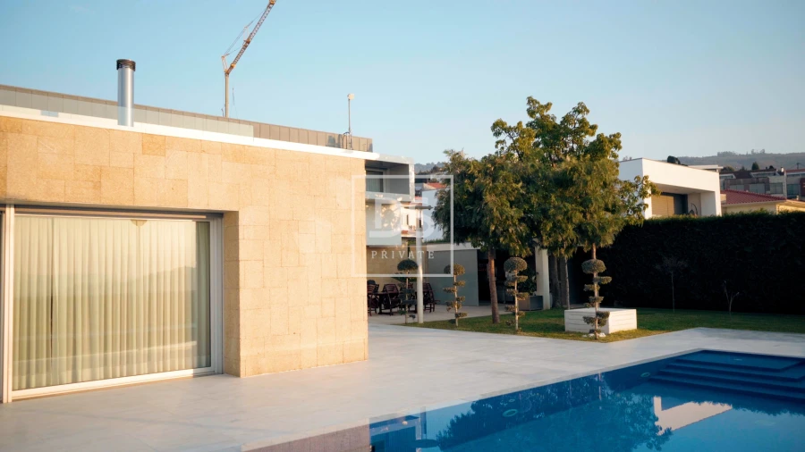 Moradia T3 para Venda em Nogueira, Fraião e Lamaçães Foto 4