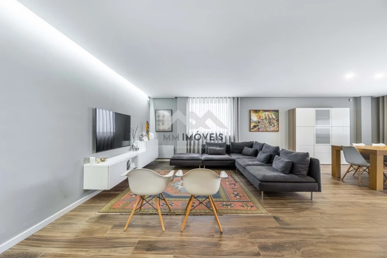 Apartamento T3 para Venda em Cidade da Maia Foto 4