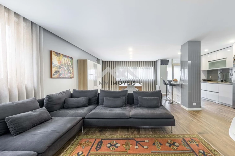 Apartamento T3 para Venda em Cidade da Maia Foto 3