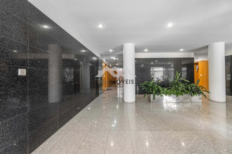 Apartamento T3 para Venda em Cidade da Maia Foto 27