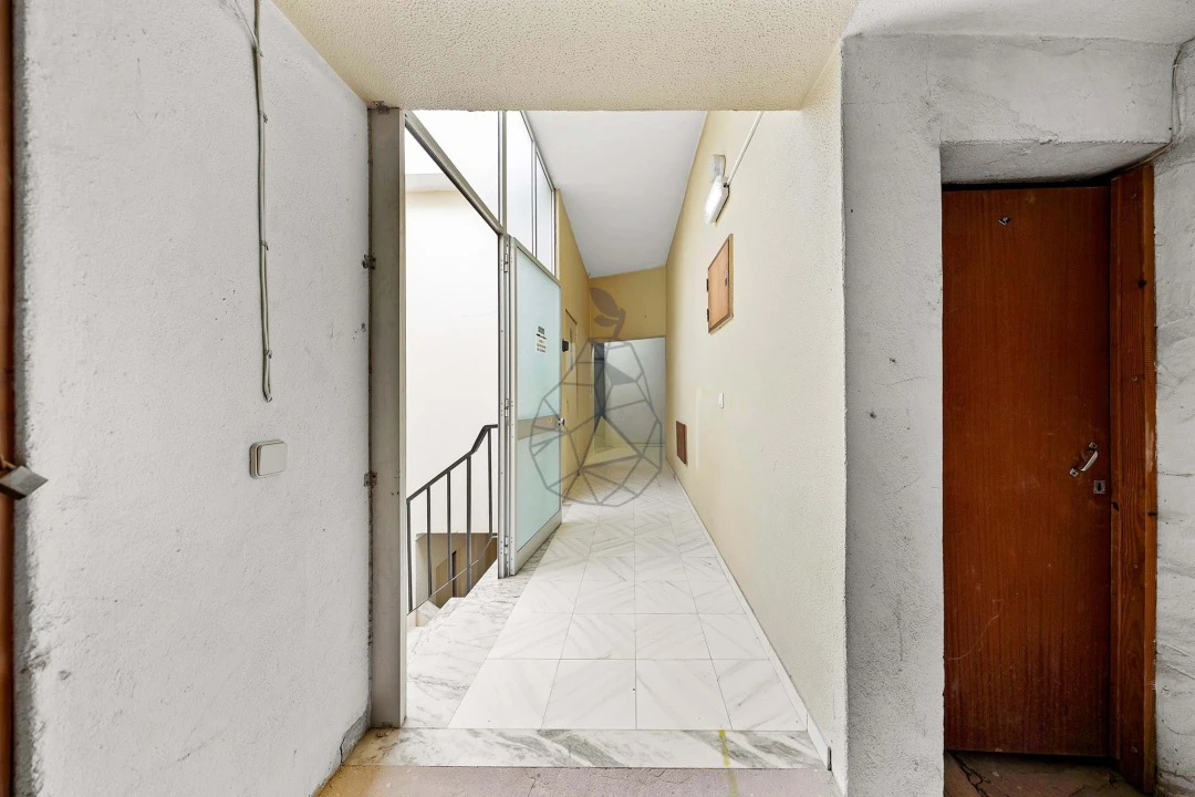 Apartamento T2 para Venda em Portimão Foto 38