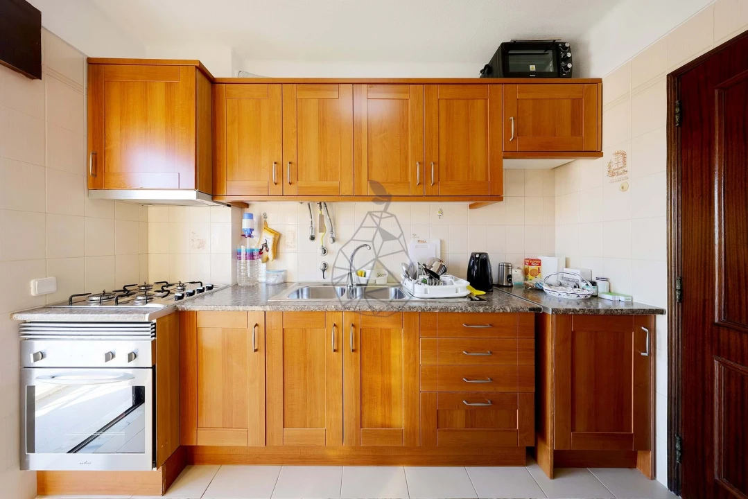 Apartamento T2 para Venda em Portimão Foto 5