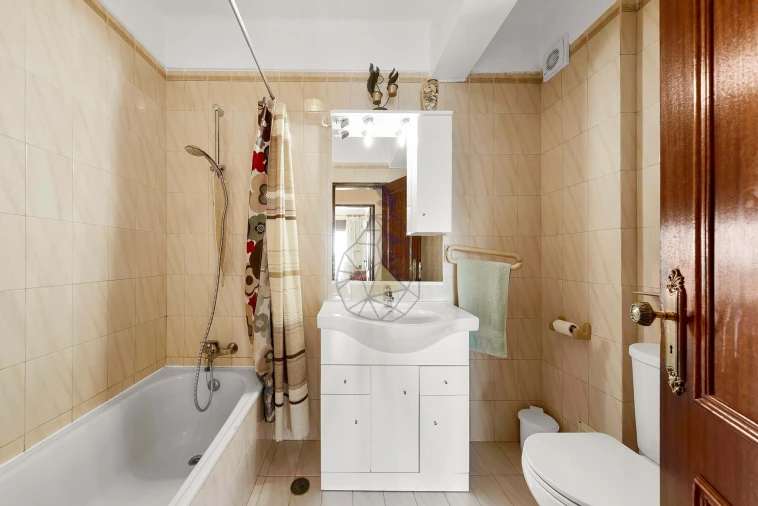 Apartamento T2 para Venda em Portimão Foto 19