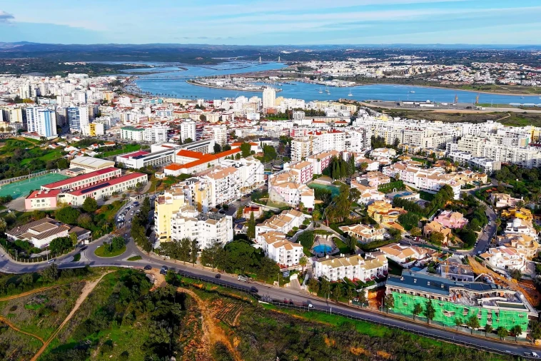 Apartamento T2 para Venda em Portimão Foto 50