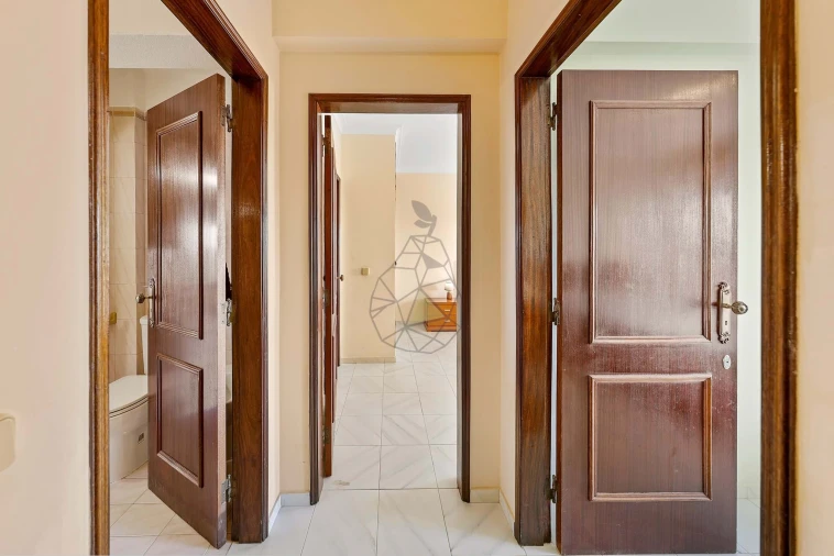 Apartamento T2 para Venda em Portimão Foto 21