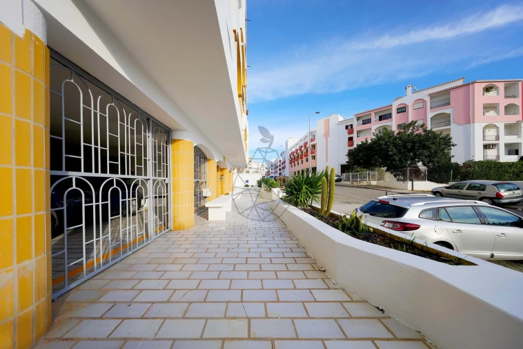 Apartamento T2 para Venda em Portimão Foto 40