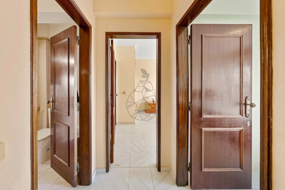 Apartamento T2 para Venda em Portimão Foto 21