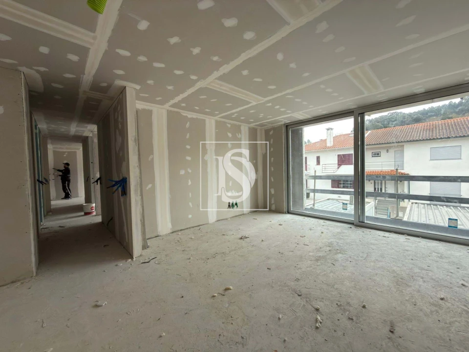 Apartamento T3 para Venda em Darque Foto 2