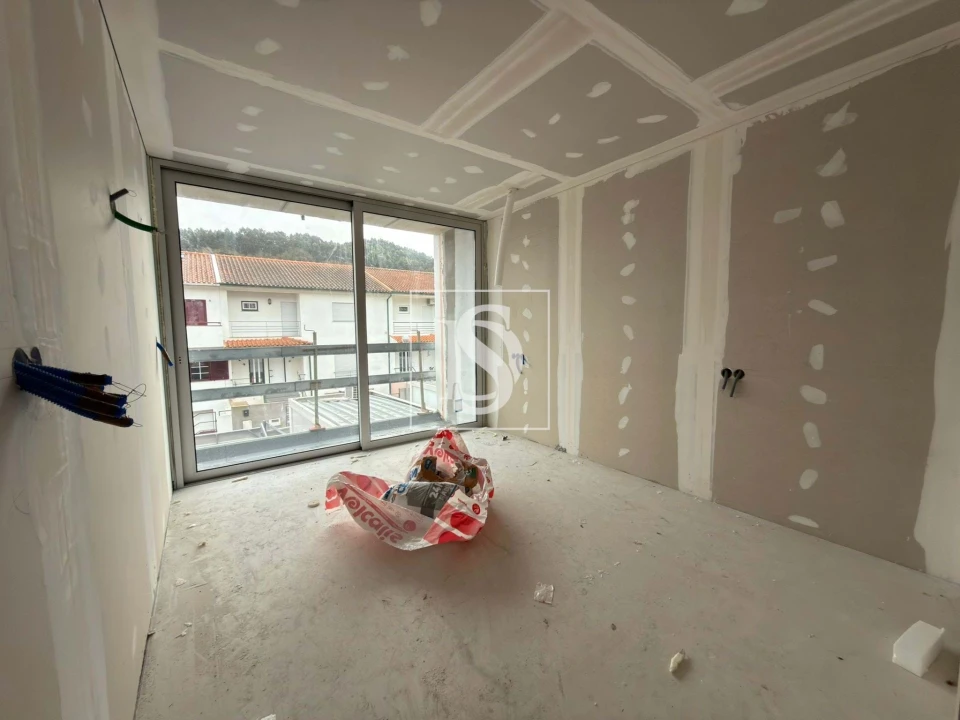 Apartamento T3 para Venda em Darque Foto 6