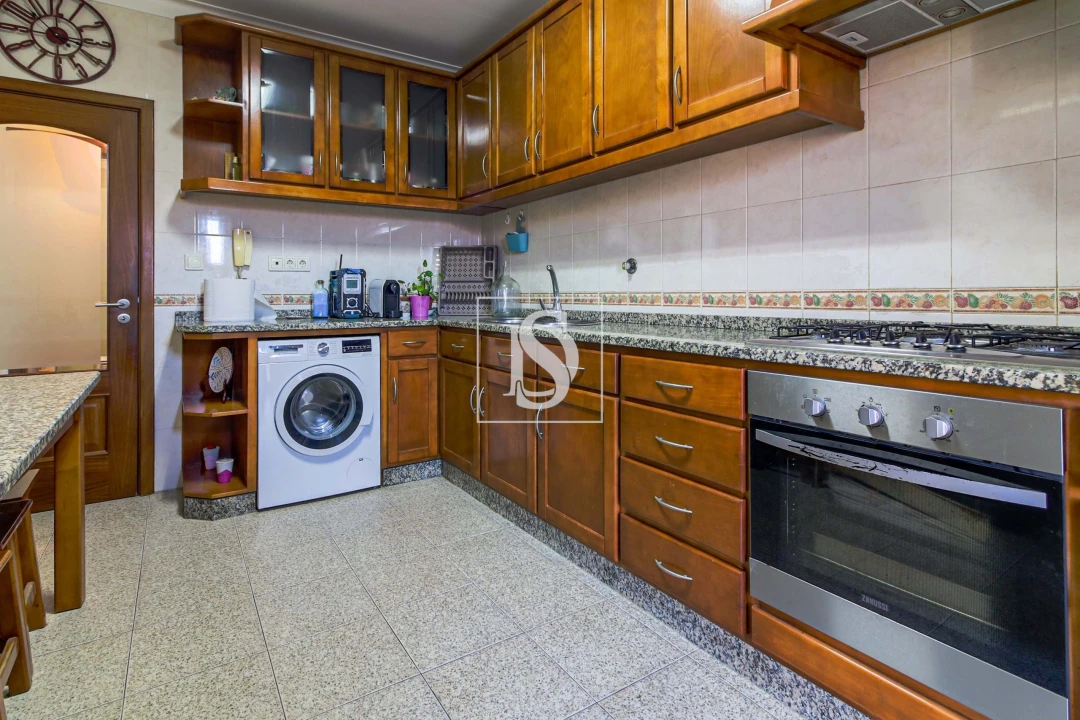 Moradia T4 para Venda em Vilaça e Fradelos Foto 26