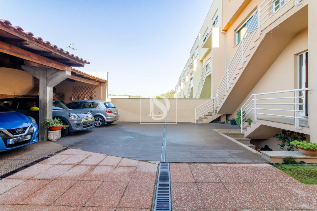 Moradia T4 para Venda em Vilaça e Fradelos Foto 8