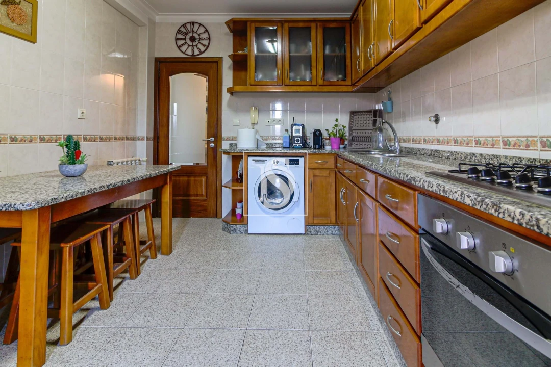 Moradia T4 para Venda em Vilaça e Fradelos Foto 27