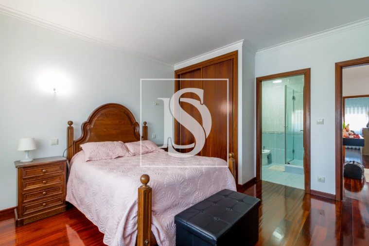 Moradia T4 para Venda em Vilaça e Fradelos Foto 24