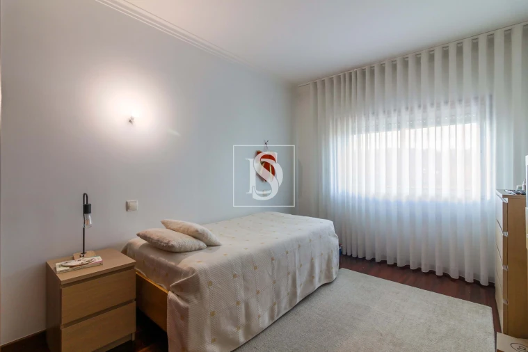 Moradia T4 para Venda em Vilaça e Fradelos Foto 25