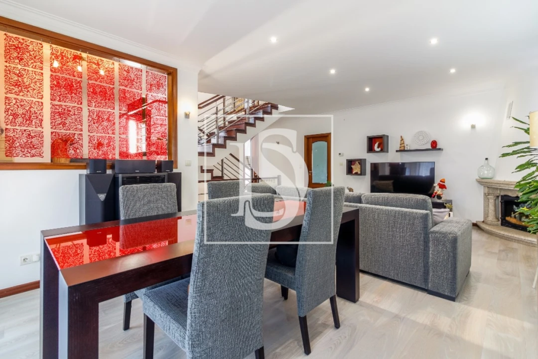 Moradia T4 para Venda em Vilaça e Fradelos Foto 12