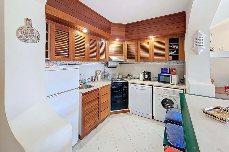 Apartamento T2 para Venda em Albufeira e Olhos de Água Foto 3