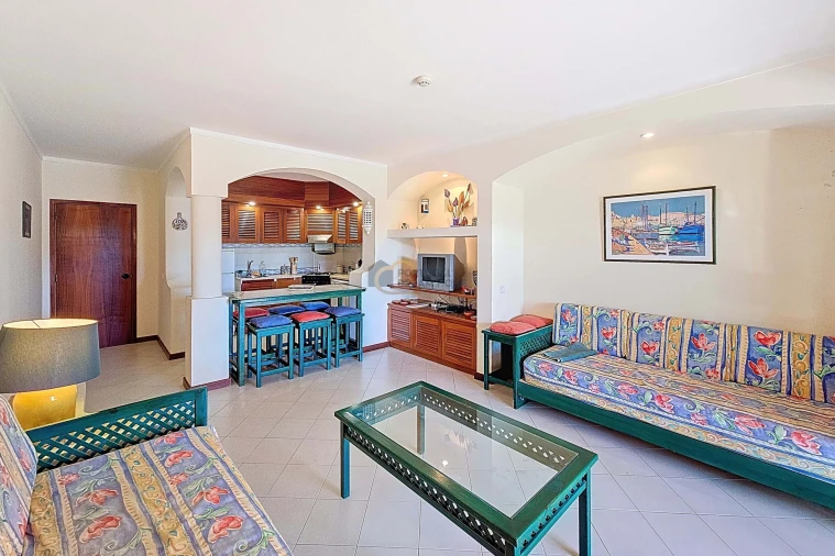 Apartamento T2 para Venda em Albufeira e Olhos de Água Foto 7