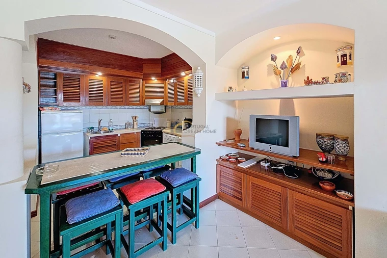 Apartamento T2 para Venda em Albufeira e Olhos de Água Foto 5