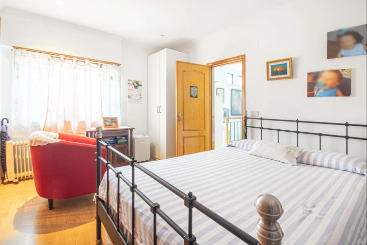 Apartamento T4 para Venda em Agualva e Mira-Sintra Foto 5