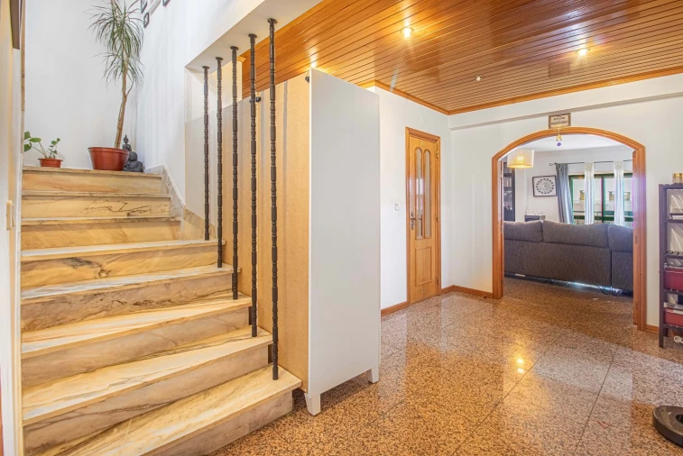 Apartamento T4 para Venda em Agualva e Mira-Sintra Foto 20