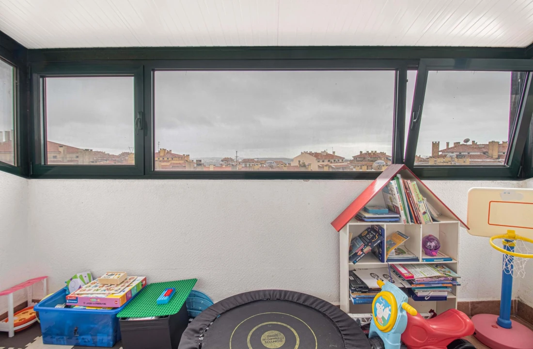 Apartamento T4 para Venda em Agualva e Mira-Sintra Foto 13