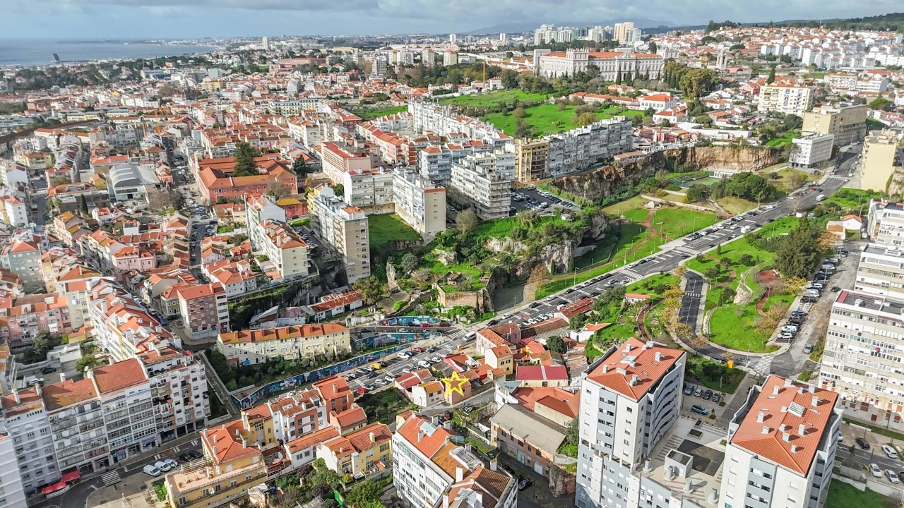 Prédio para Venda em Ajuda Foto 6