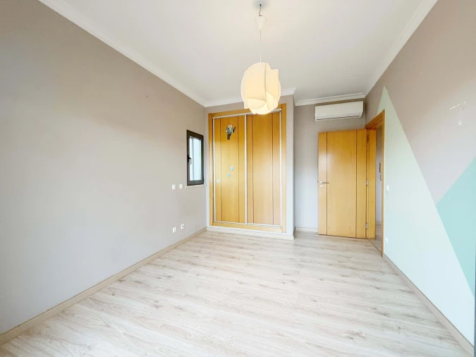 Moradia T4 para Venda em Portimão Foto 23