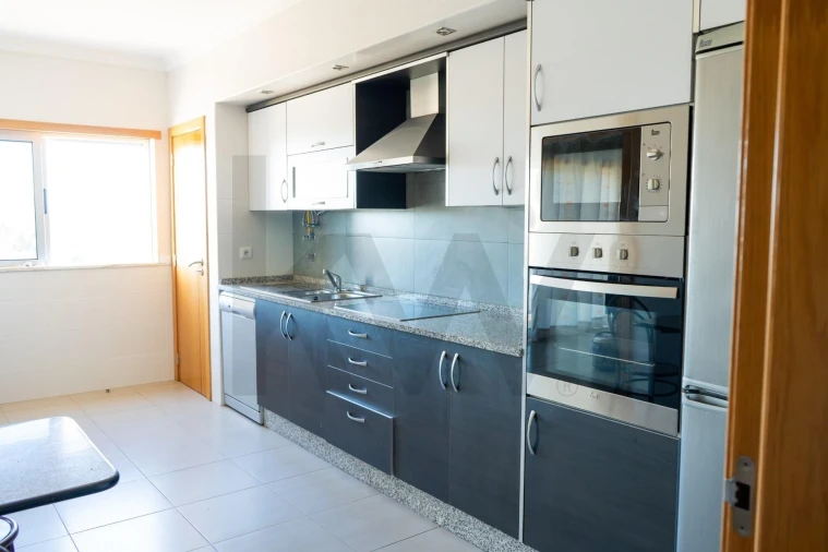Apartamento T3 para Venda em Vila Real de Santo Antonio Foto 11