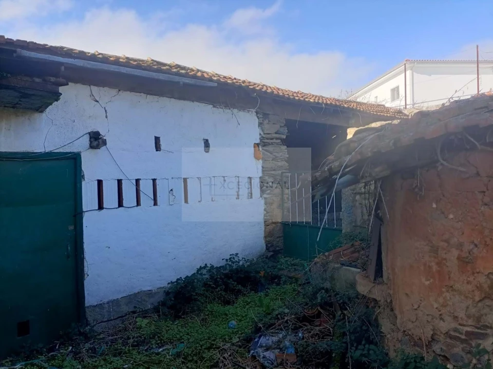 Moradia T3 para Venda em Santa Maria de Emeres Foto 14