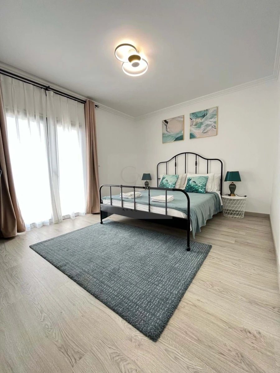 Moradia T7 para Venda em Carcavelos e Parede Foto 13