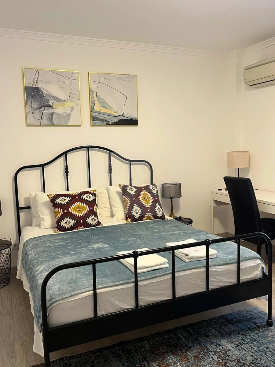 Moradia T7 para Venda em Carcavelos e Parede Foto 18