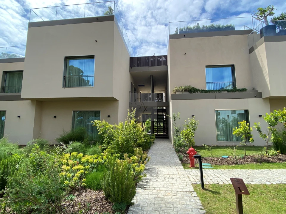 Apartamento T2 para Venda em Cascais e Estoril Foto 2