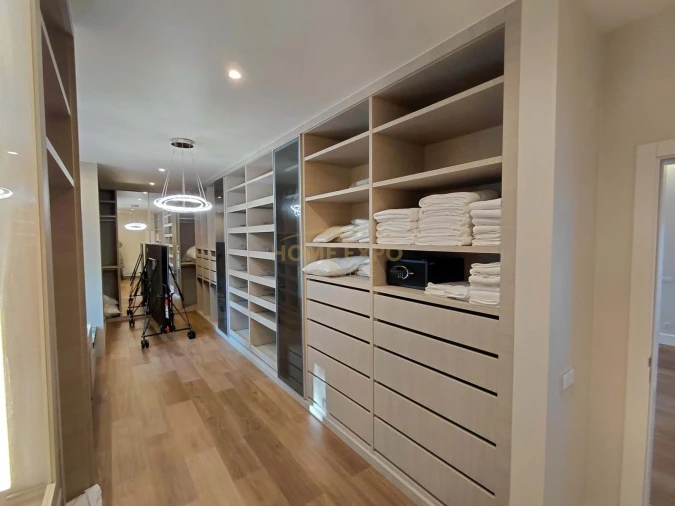 Moradia T8 para Venda em Santo Andre Foto 17