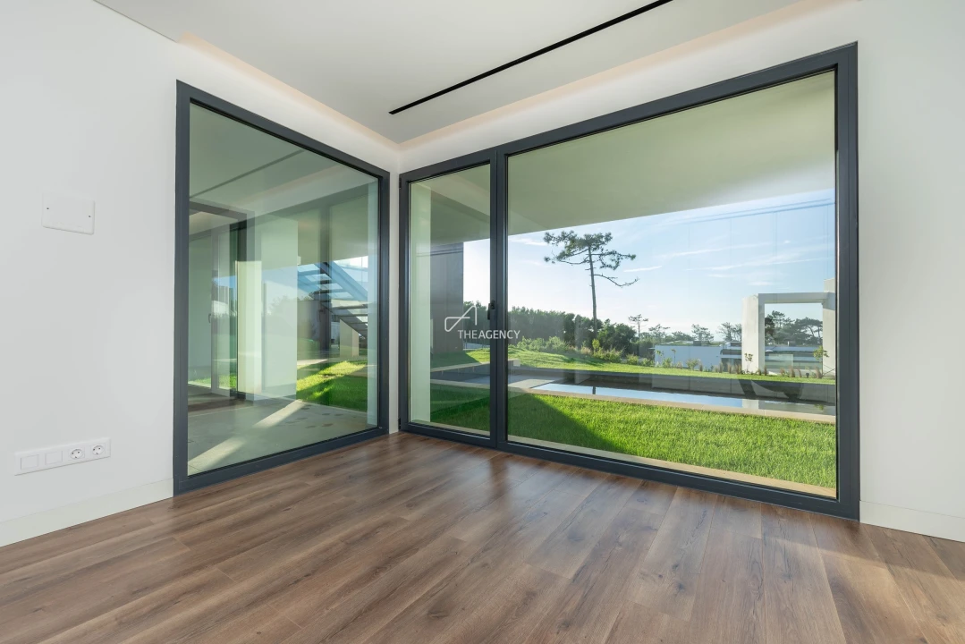 Moradia T5 para Venda em Colares Foto 6