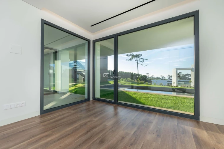 Moradia T5 para Venda em Colares Foto 7