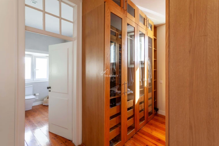 Moradia T4 para Venda em Santa Maria Maior Foto 30