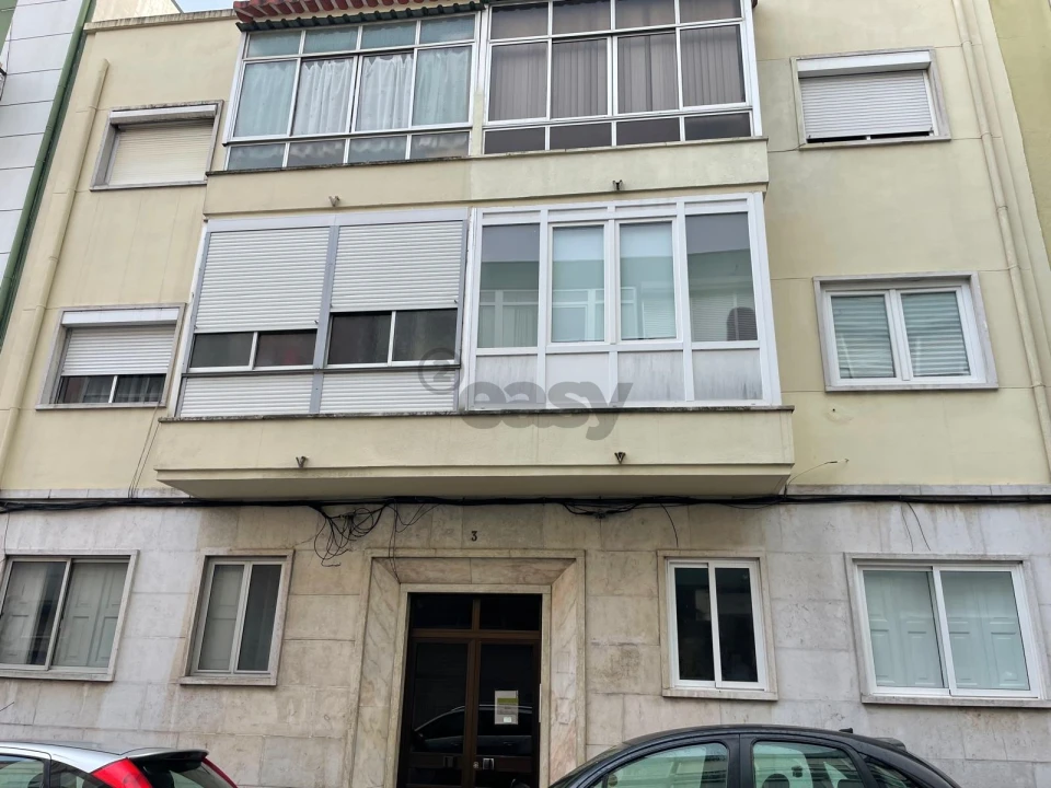 Apartamento T2 para Venda em Águas Livres Foto 7