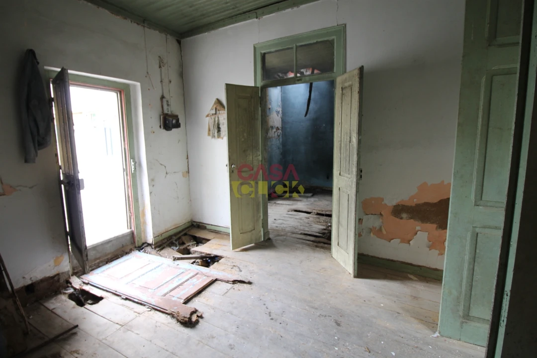 Moradia T2 para Venda em São João Baptista Foto 37