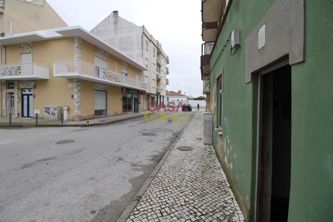 Moradia T2 para Venda em São João Baptista Foto 33