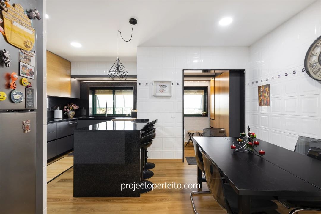 Apartamento T3 para Venda em São Felix da Marinha Foto 1