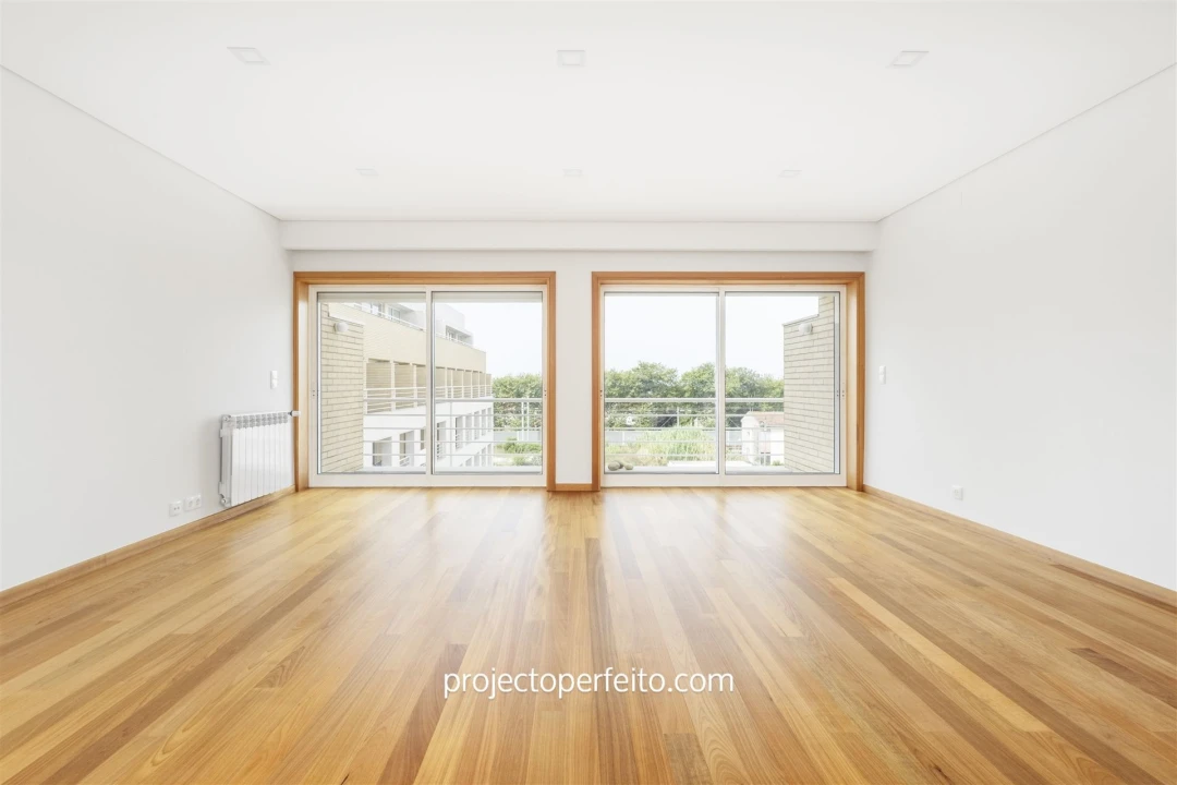 Apartamento T3 para Venda em Arcozelo Foto 2