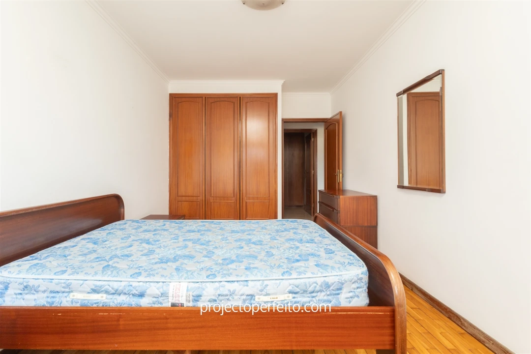 Apartamento T2 para Venda em Grijó e Sermonde Foto 8