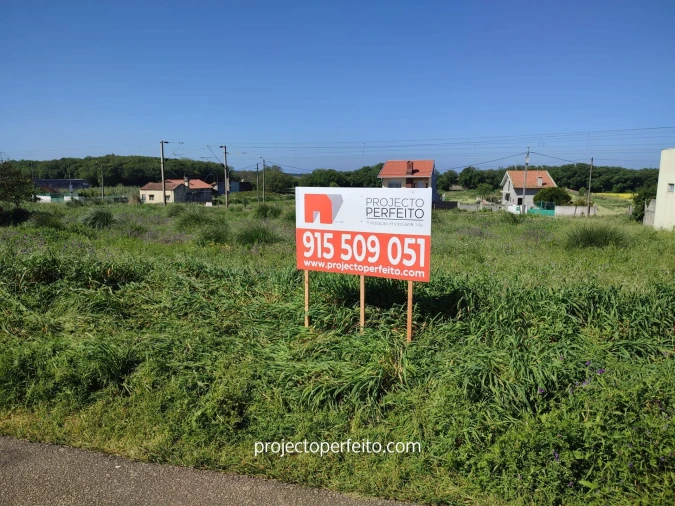 Terreno para Venda em Paramos Foto 2