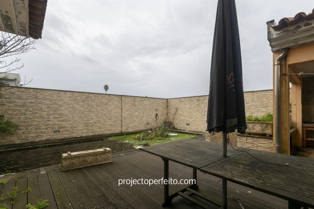 Moradia T5 para Venda em Esmoriz Foto 8