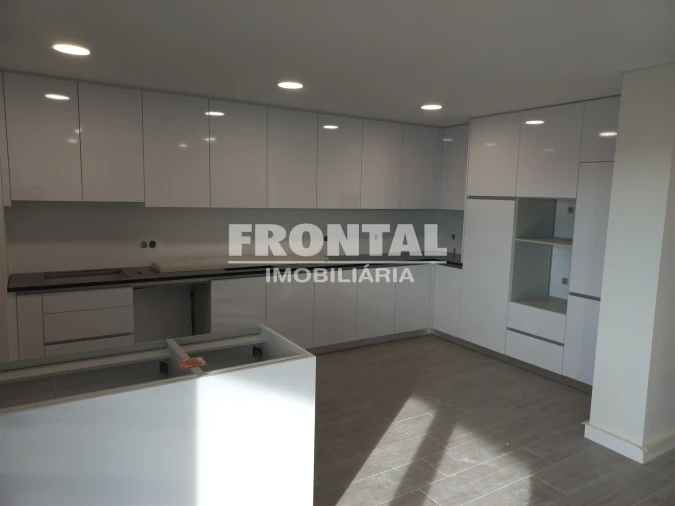 Apartamento T0 para Venda em Mirandela Foto 2