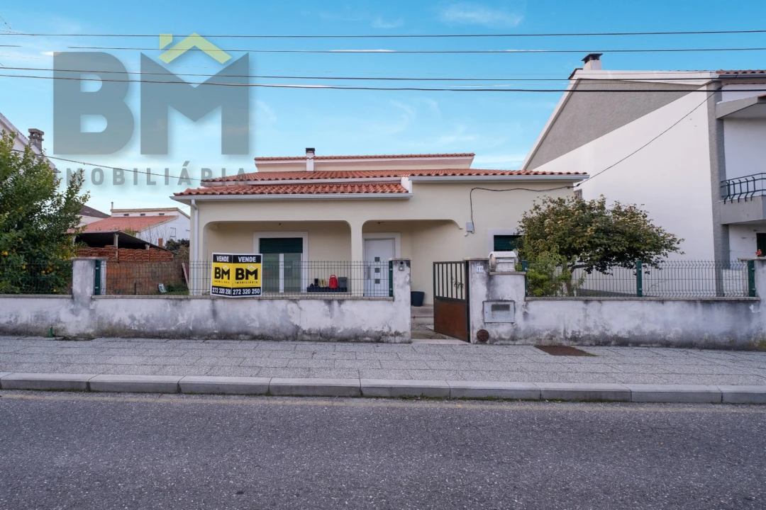 Moradia T3 para Venda em Castelo Branco Foto 1